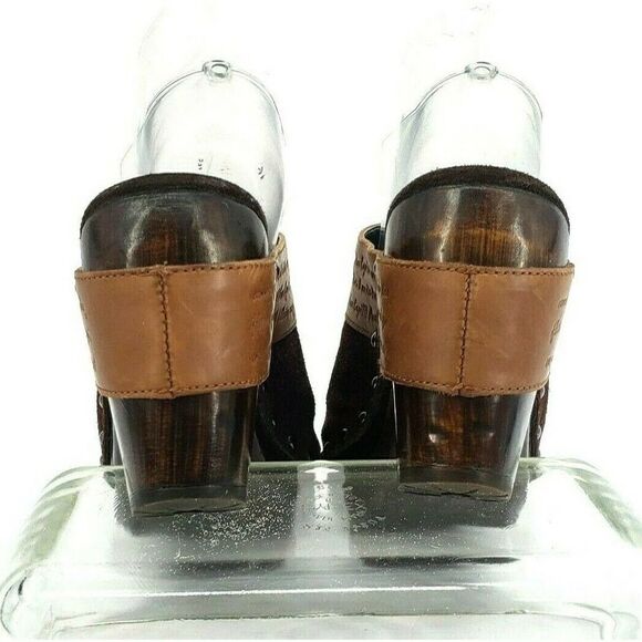 Anna Capri Italy Brown Suede Studs Mule Clog Shoes - Picture 4 of 12